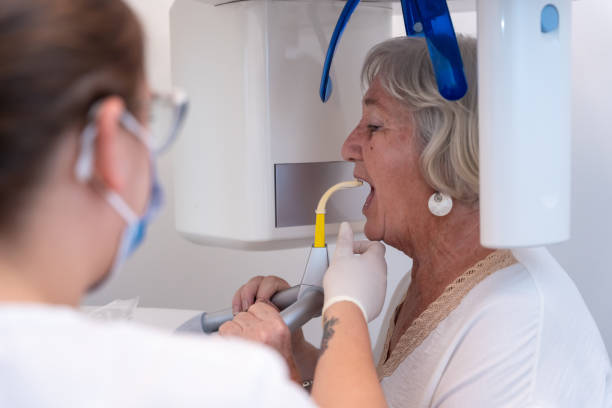 Best Pediatric Emergency Dentist in Roanoke, IL