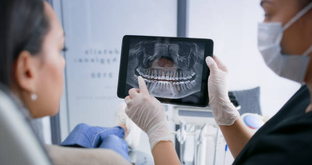 Best Cosmetic Emergency Dentistry in Roanoke, IL
